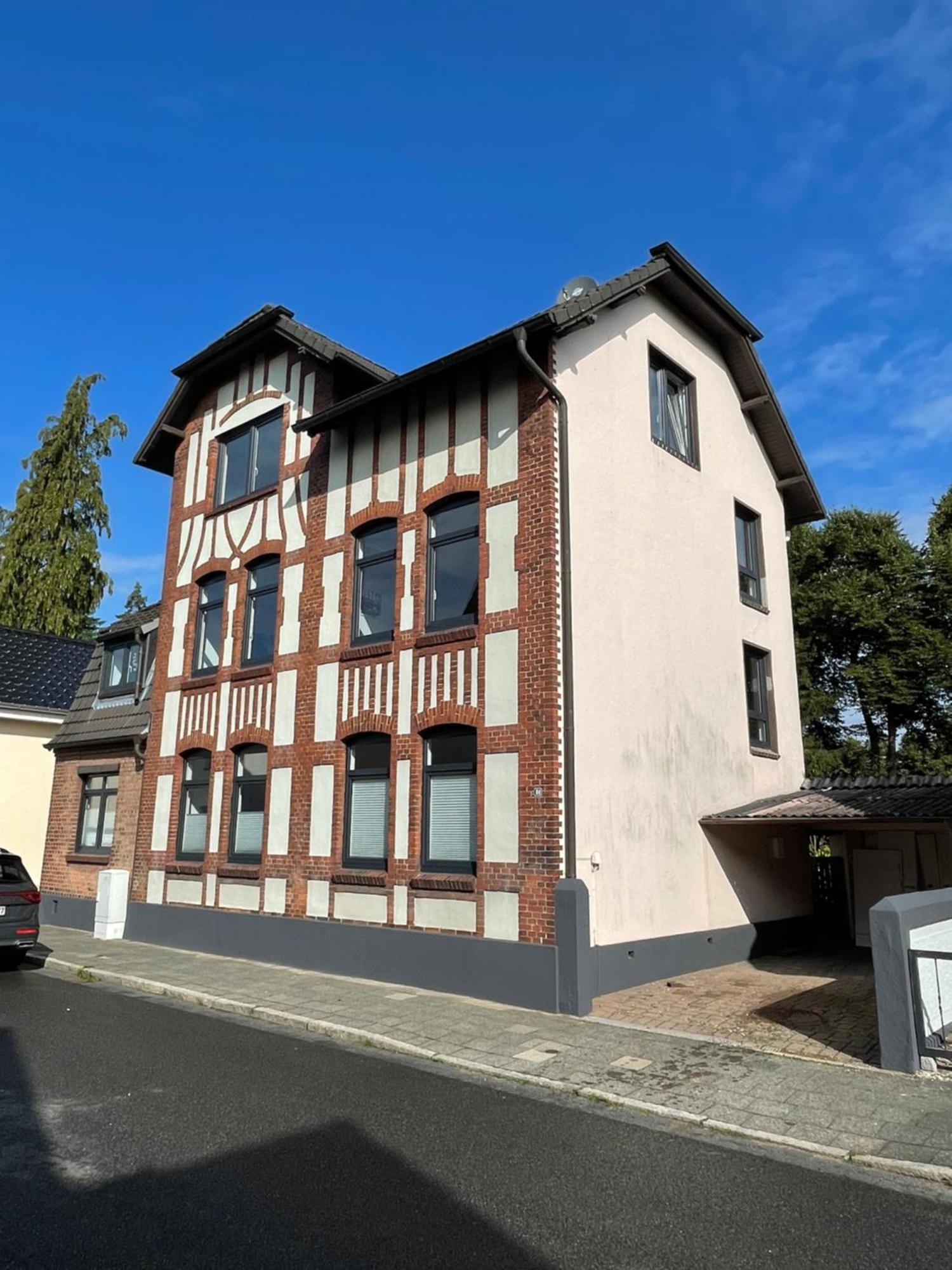 Studioappartement Mit Privatgarten In Ruhiger Wohnsiedlung ノイミュンスター エクステリア 写真